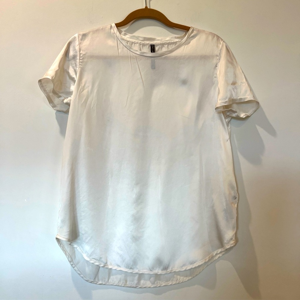 100% satin silk short sleeve tee off white ivory US 10 IT 44 Manila Grace